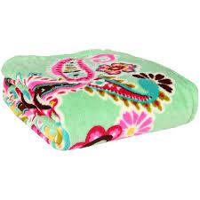 Our genuine vera bradley throw blanket is no exception to the rules of style, bringing you deluxe designs like only we can. Vera Bradley Tutti Frutti Throw Blanket Amazon Co Uk Vera Bradley Purses Vera Bradley Vera