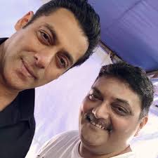 Swagat Toh Karo Humara ! — ☆ Salman Khan with Composer, Nitin Shankar Ji  on...