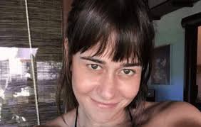 Get all the details on alessandra negrini, watch interviews and videos, and see what else bing knows. Alessandra Negrini Exibe Olhar Fatal E Esbanja Seios Volumosos