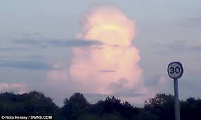 Spooky! Clouds gather to form ghost-like face in the sky | Sky and clouds,  Clouds, Angel clouds