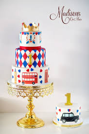 London Themed First Birthday Cake And Smash Cake For Little London Birthdaycake Cake Cakes London Sma Opulent Treasures First Birthday Cakes Cake Smash