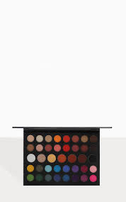 But not everyone is happy about it. Morphe X James Charlies Little Sisters Eyesh Prettylittlething