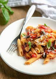 Traditional Sicilian Pasta Alla Norma Is A Beautifully Simple 20 Minute Pasta Dish That Features Crispy Egg Pasta Alla Norma Pasta Dishes Homemade Pasta Recipe
