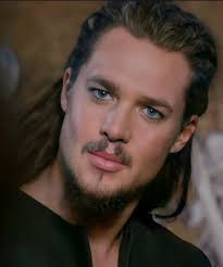 Don't I have fans, why you don't comment and my post if you are my fan