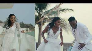 They had their white wedding in lagos as a private ceremony devoid of the usual paparazzi that surrounds celebrity weddings. Simi Adekunle Gold Profess Love For Each Other On Their Wedding Anniversary Core News