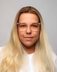 Lea Herrmann: Makler aus Dresden