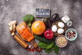 Prírodné spaľovače tukov: Bylinky a potraviny, ktoré podporia vaše chudnutie