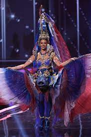 Made out of rattan, rafia fiber, abaca ropes, and dried anahaw leaves, the costume presents. Wvyq1mvn7gtoom