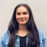 Abigail Tubbs's Instagram, Twitter & Facebook