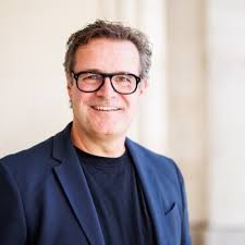 Eine spannende neue Aufgabe, viele neue Kolleginnen und Kollegen und eine  wunderschöne neue Region