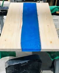 Dodaddydiy Posted To Instagram Finished Sanding The River Glow Table My Sanding Technique Evolves With Every Proje Glow Table Resin Table Epoxy Resin Table
