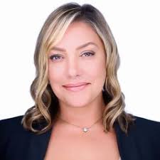 Alicia Lagarde's Instagram, Twitter & Facebook