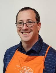 Eric Casler's Instagram, Twitter & Facebook