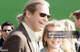 1,184 Jeff Bridges And Wife Stock Photos, High-Res Pictures, and Images