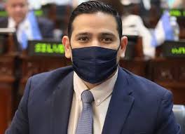 Renuncia de Arena el Diputado suplente de Margarita Escobar