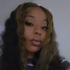 Rhiannon Ella Tomes (@Rhi_tomes)