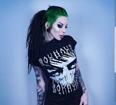 Razorcandi Deathhawk Mohawk Mohawkdown Green Black Hair Mohawkponytail Long Punk Alternative Gothic Hairstyles Deathhawk Gothic Hairstyles Hair Inspiration
