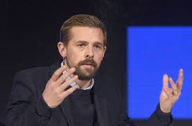 Klaas heufer umlauf das portrait circus halligalli classics prosieben. Nach Fake Vorwurfen Klaas Heufer Umlauf Bittet Um Entschuldigung Panorama Stuttgarter Nachrichten