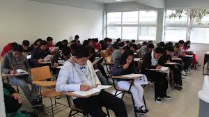 A pesar de la agresión sufrida por los estudiantes a manos de la policía. Estudiantes En Mexico Debajo Del Promedio Mundial Ocde