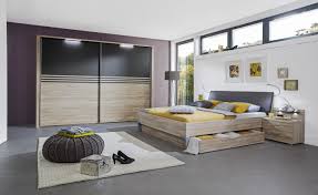 Eichefarbenes Schlafzimmer Von Voleo Komplett Fur Sie Zusammengestellt