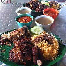 Ianya saya pelajari dengan shahrul chef di tempat saya bekerja. Restoran Nasi Ayam Periuk Besar 10 Tips Dari 537 Pengunjung