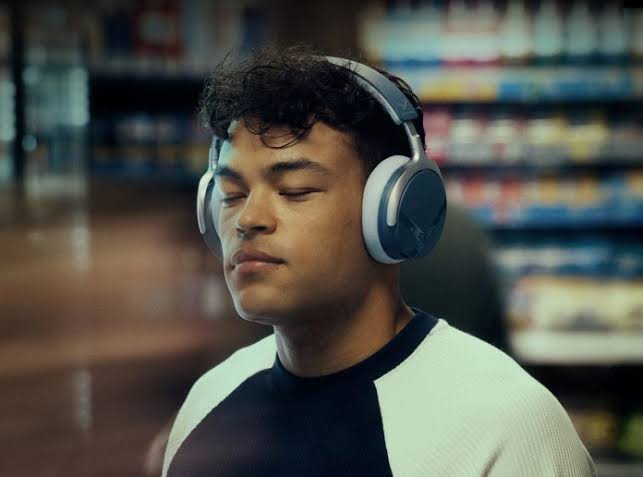 Beyerdynamic Aventho Y review: are these new Bluetooth headphones versatile  and built to last? - Son-Vidéo.com: blog