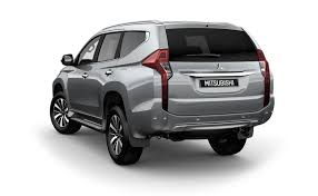 Mitsubishi Pajero Sport Ontwerpwagen Voor Avonturiers Nieuwe Decoratie In 2020 Sport Voertuigen Auto