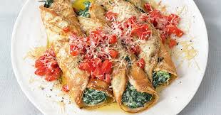 Immer Wieder Gut Gefullte Pfannkuchen Auf Italienisch Anstelle Von Spinat Konnen Sie Die Crespelle Auch Mit Mangold Fu Rezepte Rezeptideen Lebensmittel Essen
