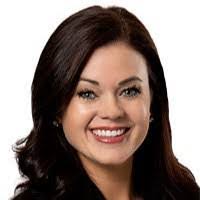 Sarah Wellen's Instagram, Twitter & Facebook