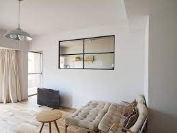 明るく風通しもよくなる 壁面にガラス窓をはめ込んだ室内窓アイデア集 yahoo 不動産おうちマガジン 室内窓 模様替え 家のインテリア