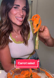 Carrit Viral Salad with Cucumbers
