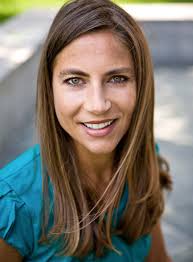 Ilona Marino's Instagram, Twitter & Facebook