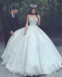 Other than that, magnificent ball gown wedding dresses with sleeves and lace wedding dresses are also available. New Design 2018 Princess Lace Wedding Dress Ball Gown With Lace Up Vintage Bridal Wedding Gowns Nbw2 Buy Lace Wedding Dress Wedding Dress Ball Gown Bling Wedding Dresses Ball Gown Product On Alibaba Com
