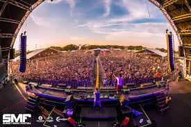 The outer banks has one of best places to view the evening sunset on jockeys ridge sand dunes. 2019 Sunset Music Festival Lineup Festival Survival Guide