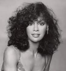 Solid Gold And The Solid Gold Dancers Marilyn Mccoo Is Best Known For Being The Lead Female Voc Beautiful Black Women Black Beauties Vintage Black Glamour