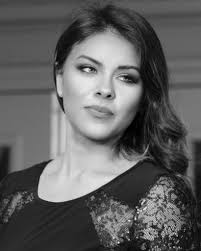 Do you have current head shots?