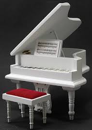 Classics Baby Grand Piano With Stool White Dollhouse Miniature 123stitch