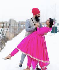 She took birth in canada to a christian family but when she was a toddler her family moved to hong kong. Breakfast Television On Twitter Ndp Leader Jagmeet Singh S Personal Life Is No Longer Under Wraps A Series Of Instagram Photos Posted Over The Weekend Show Singh And Fashion Designer Gurkiran Kaur Sidhu