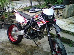 Klx 150 bf modif supermoto mulus jakarta timur 27 50 juta motor. Modifikasi Motor Kawasaki Klx 150 Ala Supermoto Modifikasi Terbaru 2020
