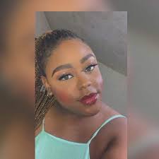 Roommate Wanted: Female Roommate for 2-Bedroom Apartment in Tempe/Gilbert,  AZ Hey there! I'm a 24-year-old female looking for a roommate to share a  2-bedroom apartment starting June/July. My budget is between $850-$950.