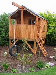 Das Spielhaus Super Spass Fur Die Kinder Archzine Net Kinder Spielhaus Garten Spielhaus Garten Und Spielhaus