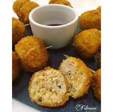 Croquettes De Poulet Au Fromage Croquette De Poulet Poulet Au Fromage Croquettes