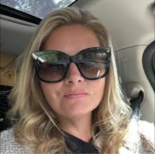 Can anyone recommend a decorator please?