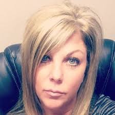 Teresa Sylvester's Instagram, Twitter & Facebook