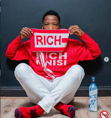 Like his his first name, mnisi's garments are costly. Sa Celebs Who Are Proud Rich Mnisi Customers Gatmash Exclusive Breaking News