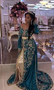 Découvrir également d'autre gamme de robe marocaine de mariage comme takchita de mariage, djellaba de mariage, gandoura de mariage, jabador de mariage…la location disponible sur ce site professionnel spécialisé en ligne dans le domaine de location des robes marocaines de haute. Limited Time Deals New Deals Everyday Robe Pour Mariage Marocain Off 76 Buy