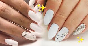 Diseños de uñas decoradas con lunares. 15 Disenos De Unas En Color Blanco Que Le Quedan Bien A Todo