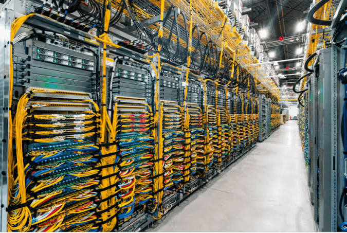 Silicon Photonics Technology Revolutionizes Data Center Infrastructure