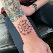Here in the uk, the symbol of the white rose is strongly attributed to the county of yorkshire. Traditional Yorkshire Rose Tattoo Rose Rose Tattoos For Men Yorkshire Rose Tattoos