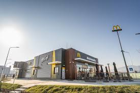 Mcdonald S A Deschis Un Restaurant De Tip Drive Thru La Brasov